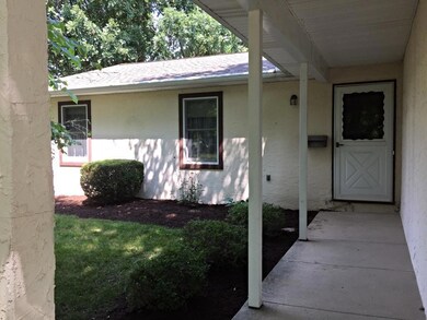 1872 Faymeadow Ave, Columbus, OH 43229 - photo 3