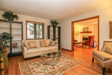 827 Shady Oaks Ln, Oregon, WI 53575 - photo 3