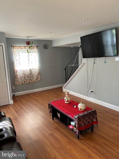 6720 Flagstaff St, Hyattsville, MD 20785 - photo 2