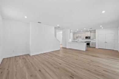 6216 29th St N, St. Petersburg, FL 33702 - photo 7