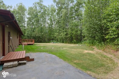 Back Yard MS_83883-SMALL