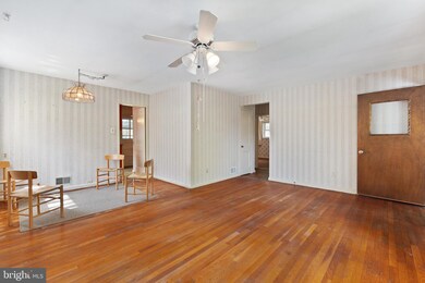 4408 Hallet St, Rockville, MD 20853 - photo 6