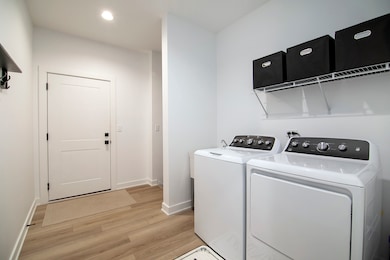 815 Heritage Woods Dr, Minooka, IL 60447 - photo 3