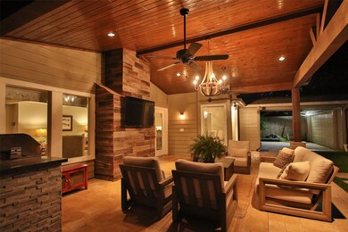 13418 Saint Marys Ln, Houston, TX 77079 - photo 6