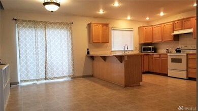 15812 90th Ave SE, Yelm, WA 98597 - photo 4