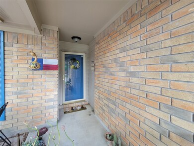 8203 Split Oak Dr, Houston, TX 77040 - photo 5