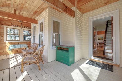 Enclosed porch