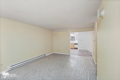 06-Living Room_IMG_6576_SSW