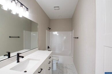 1066 Sassafras St, Independence, OR 97351 - photo 7