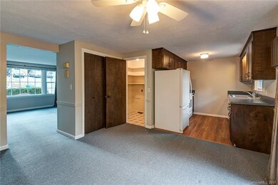 65 Brookside Dr unit 36, Hendersonville, NC 28792 - photo 5