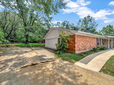 4120 Royal Ln, Nacogdoches, TX 75965 - photo 3