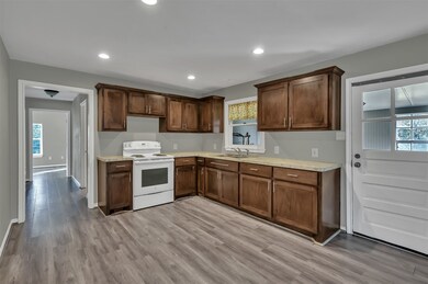 30703 Nichols Sawmill Rd, Magnolia, TX 77355 - photo 5