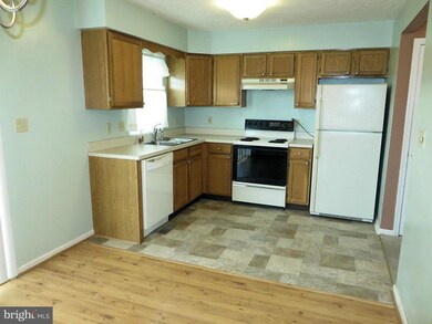 2616 Banbury Ln, Chambersburg, PA 17202 - photo 7