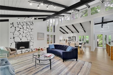 3165 Brookview Dr, Marietta, GA 30068 - photo 2