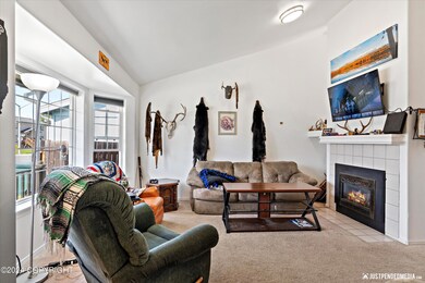 2911 Carriage Dr, Anchorage, AK 99507 - photo 2