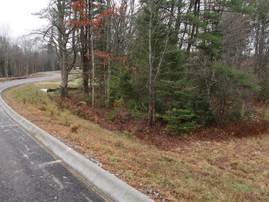 16 Renee Rd, Freeport, ME 04032 - photo 2