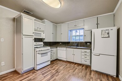 8100 Melrose St E, Fort Worth, TX 76108 - photo 6