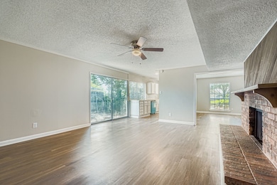 9117 Fairmont Cir, Rowlett, TX 75088 - photo 5