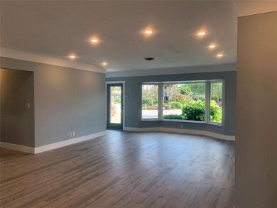 LIVING ROOM FACING   FRONT OF HOUSE