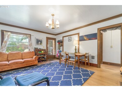 211 Ash St, Eugene, OR 97402 - photo 2