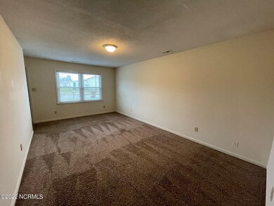 108 Stallion Dr, Jacksonville, NC 28540 - photo 3