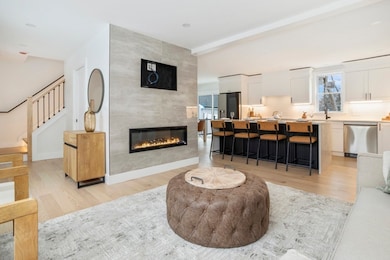 63 Kellogg St, Framingham, MA 01701 - photo 4