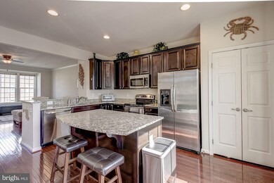 11813 Saint Linus Dr, Waldorf, MD 20602 - photo 5