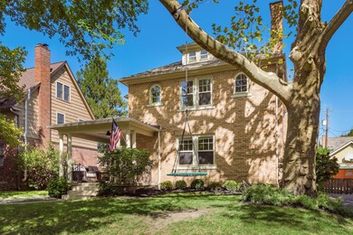 2462 Elm Ave, Columbus, OH 43209 - photo 2