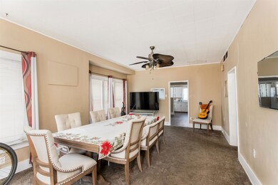 DiningArea