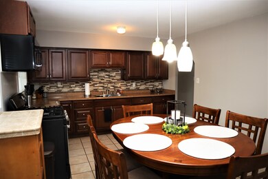 921 Berkley St, Carpentersville, IL 60110 - photo 2