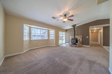 1043 Goodview Way-12