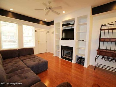 04 Living Room