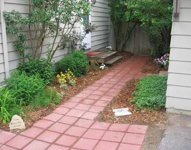 4919 S Maple Rd, Ann Arbor, MI 48108 - photo 2