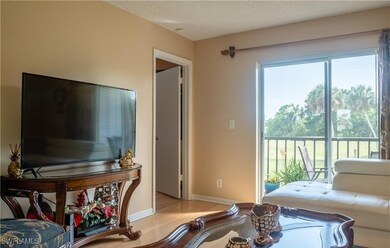 4346 27th Ct SW unit 5, Naples, FL 34116 - photo 6
