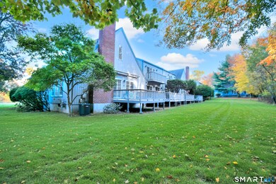 160 Glengarry Rd unit 160, Fairfield, CT 06825 - photo 3