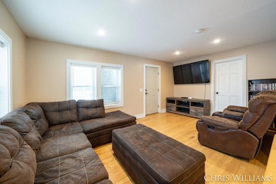 2288 Macarthur Rd, Muskegon, MI 49442 - photo 5