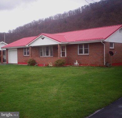 1065 Carolina Ave, Keyser, WV 26726 - photo 2