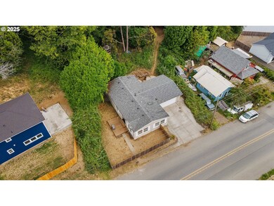 766 Southwest Blvd, Coos Bay, OR 97420 - photo 5