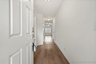 8872 S 256th East Ave, Broken Arrow, OK 74014 - photo 5