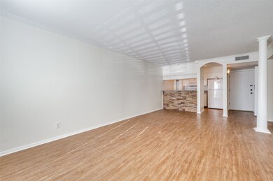 4859 Cedar Springs Rd unit 147, Dallas, TX 75219 - photo 4