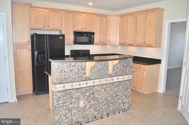 9822 Pickens Place unit 102, Manassas Park, VA 20111 - photo 5