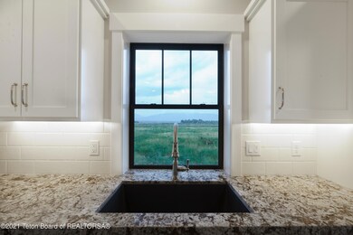 20210730-HORSE-PROPERTY-017