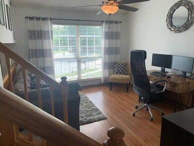 769 Orangeburg Ct, Columbus, OH 43228 - photo 5