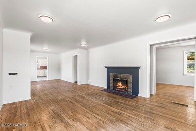 1108 Summitview Ave024