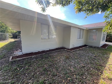 4033 School Cir, Labelle, FL 33935 - photo 5