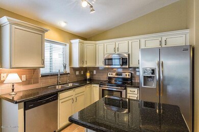 4632 E Mossman Rd-13