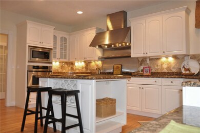 357 Major Potter Rd, Warwick, RI 02886 - photo 5