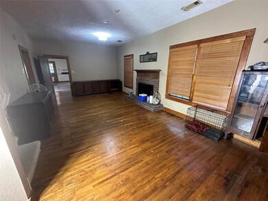 104 Oxford St, Tomball, TX 77375 - photo 7