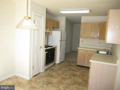 9348 Town Place Dr, Owings Mills, MD 21117 - photo 2