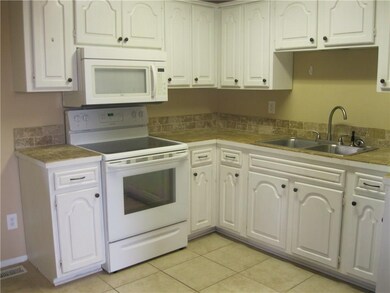 1 Ulverston Dr, Bella Vista, AR 72714 - photo 4